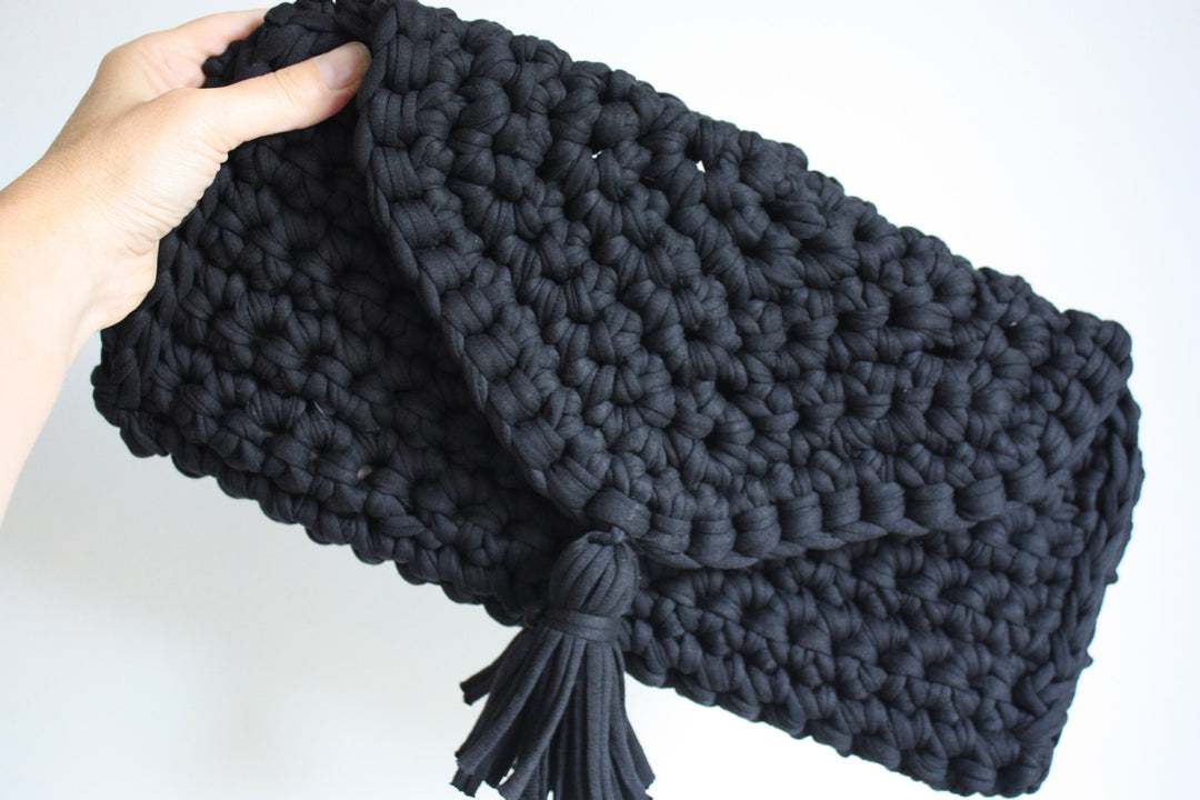 Easy Boho T-Shirt Yarn Tote Crochet Pattern