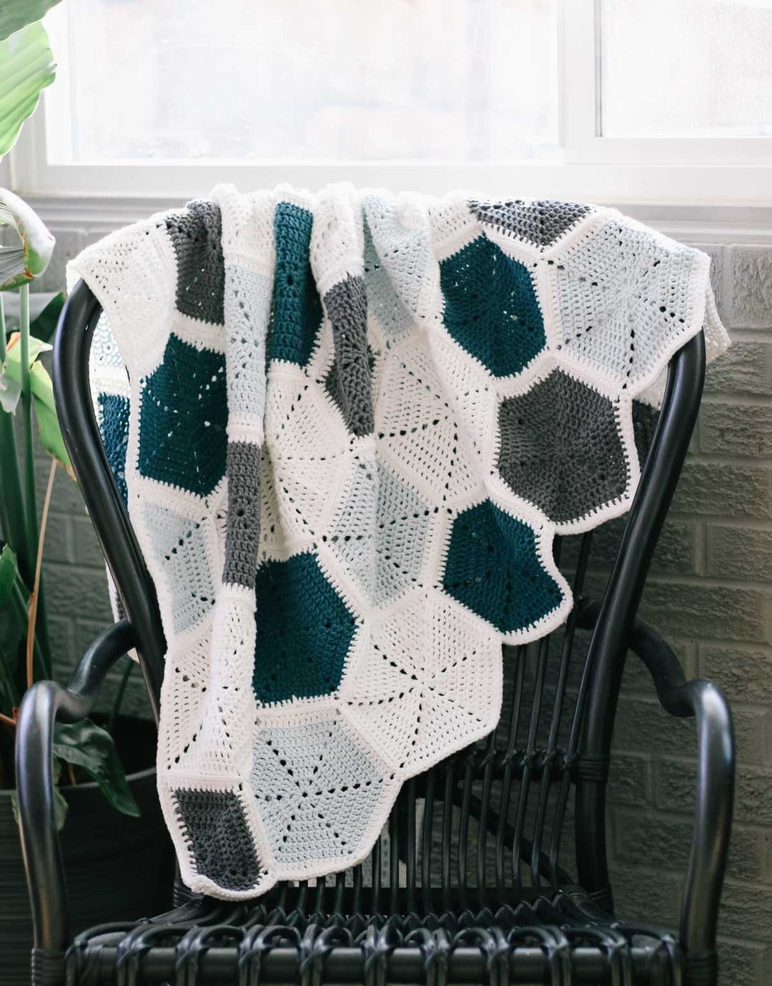 Easy Hexagon Baby Blanket Crochet Pattern