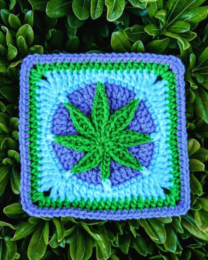 MaryJane Granny Square Crochet Pattern