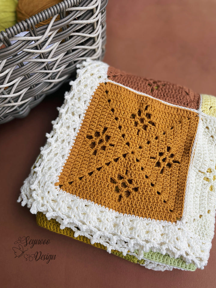 4 In 1 Classic Granny Square Blanket Crochet Pattern