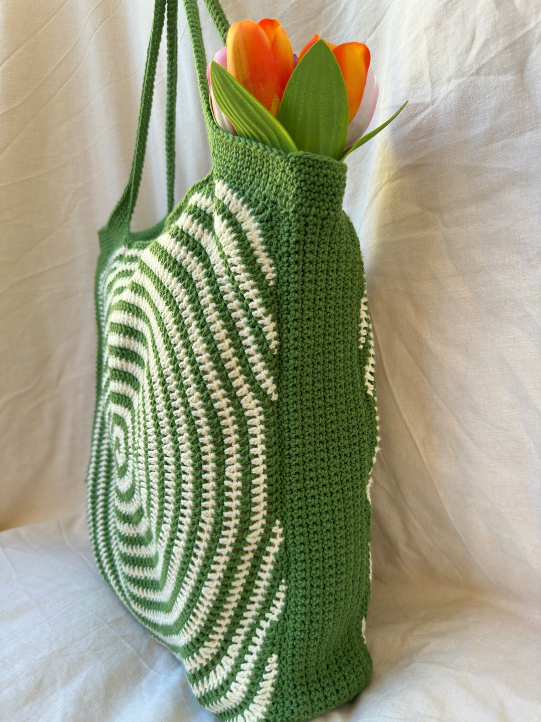 Spiral Granny Square Tote Bag Crochet Pattern