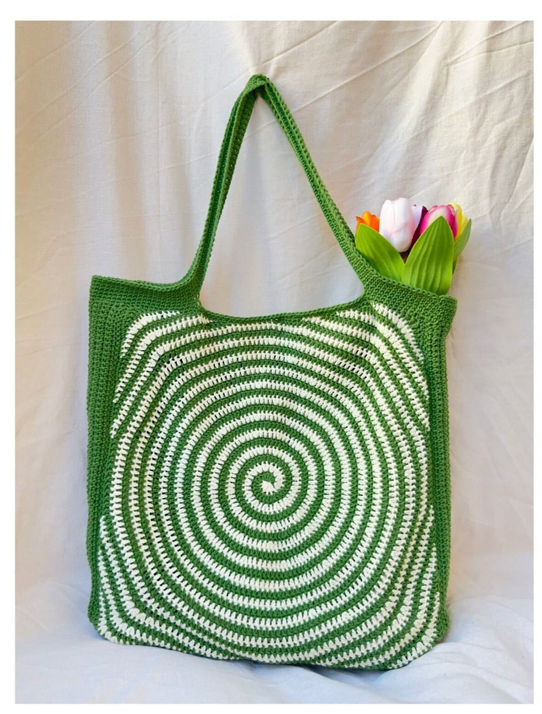 Spiral Granny Square Tote Bag Crochet Pattern