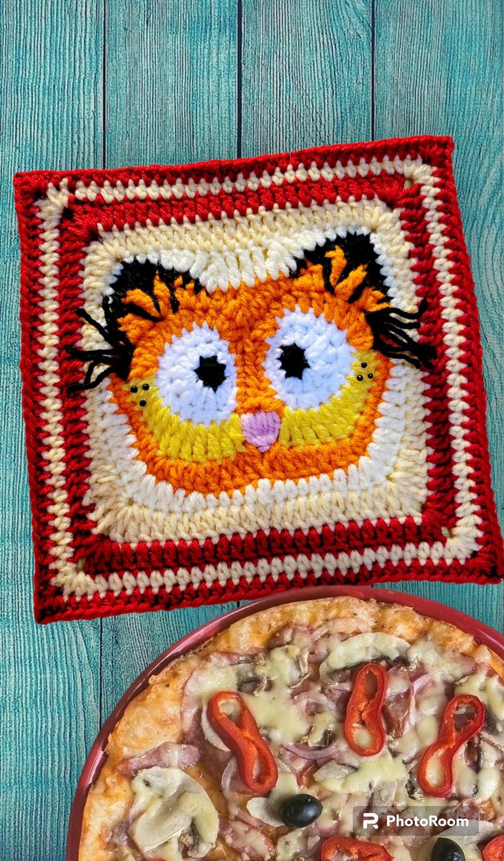 Cat Face Granny Square Crochet Pattern