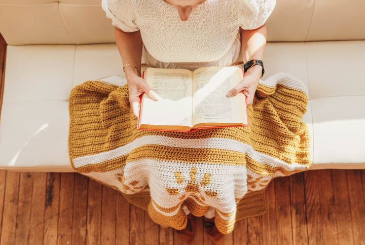 Sunray Intarsia Crochet Throw Blanket Pattern