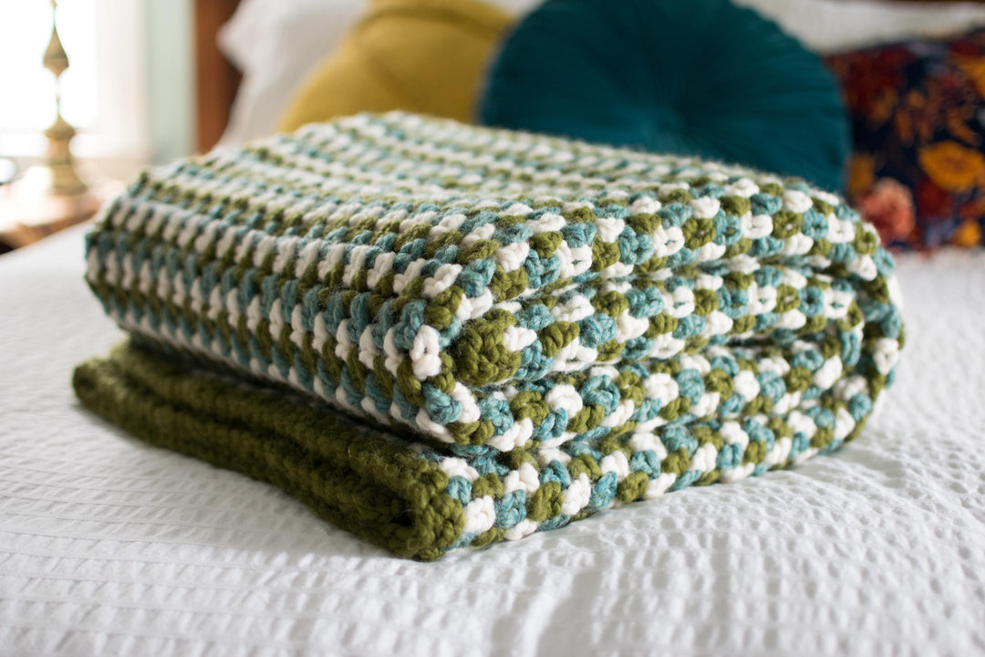 Modern Chunky Moss Throw Crochet Pattern