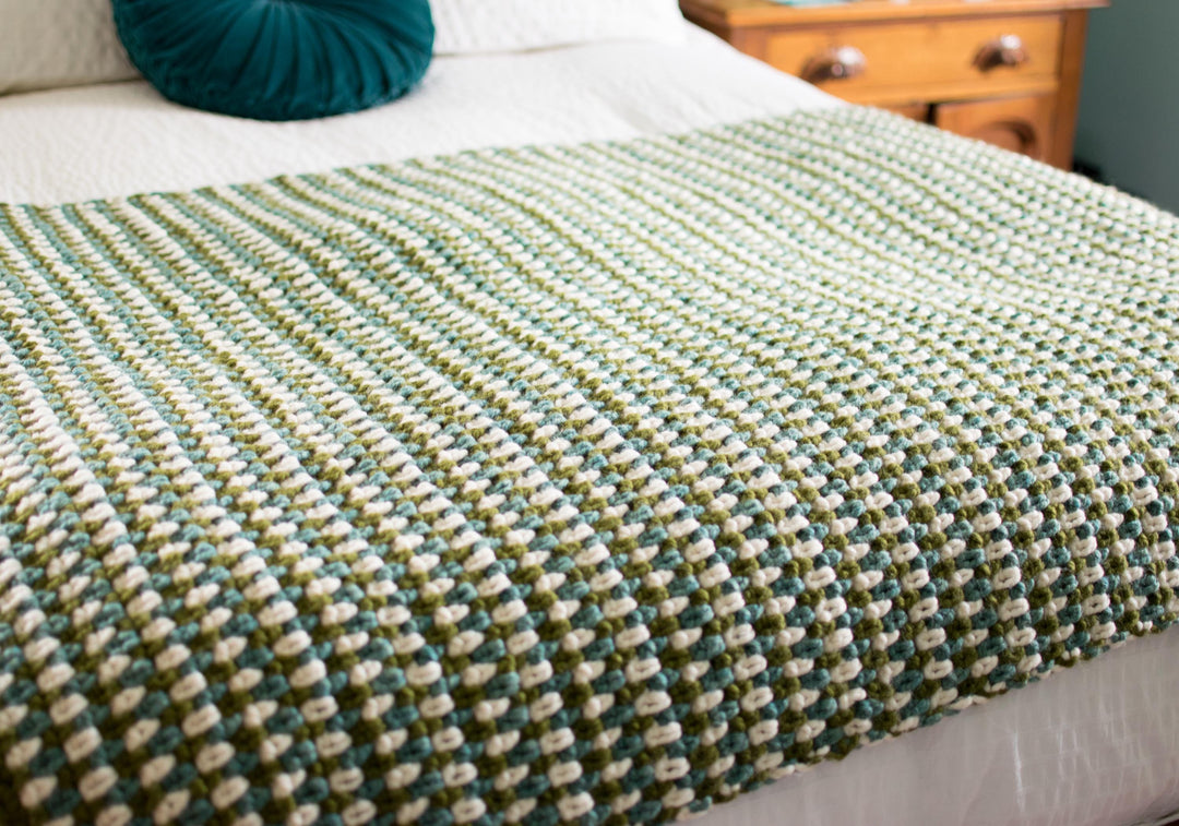 Modern Chunky Moss Throw Crochet Pattern