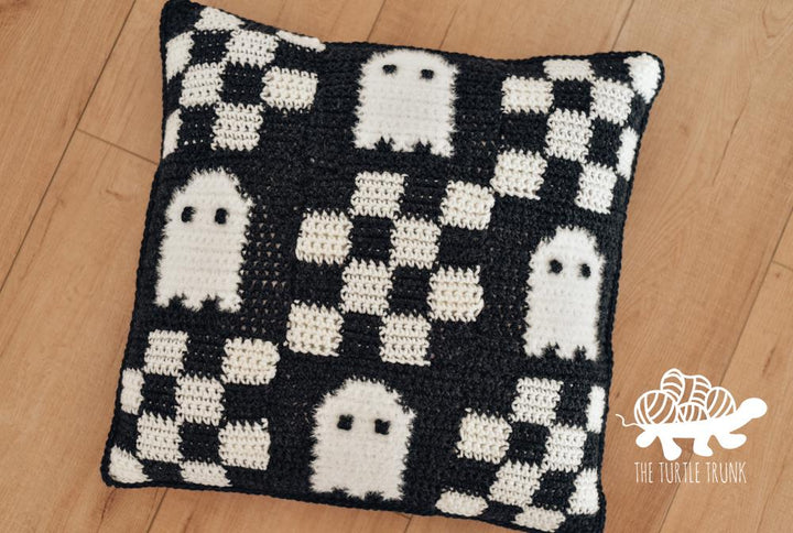 Checkered Ghost Pillow Crochet Pattern