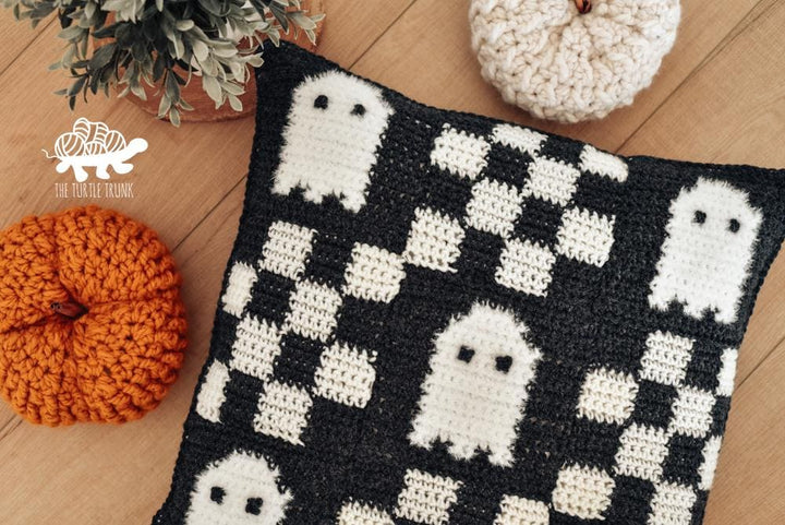Checkered Ghost Pillow Crochet Pattern