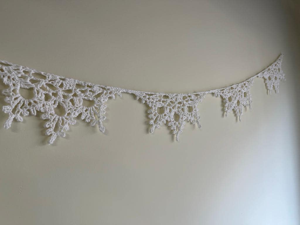 Snowflake Garland Crochet Pattern