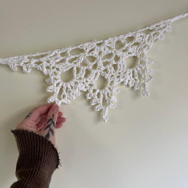 Snowflake Garland Crochet Pattern
