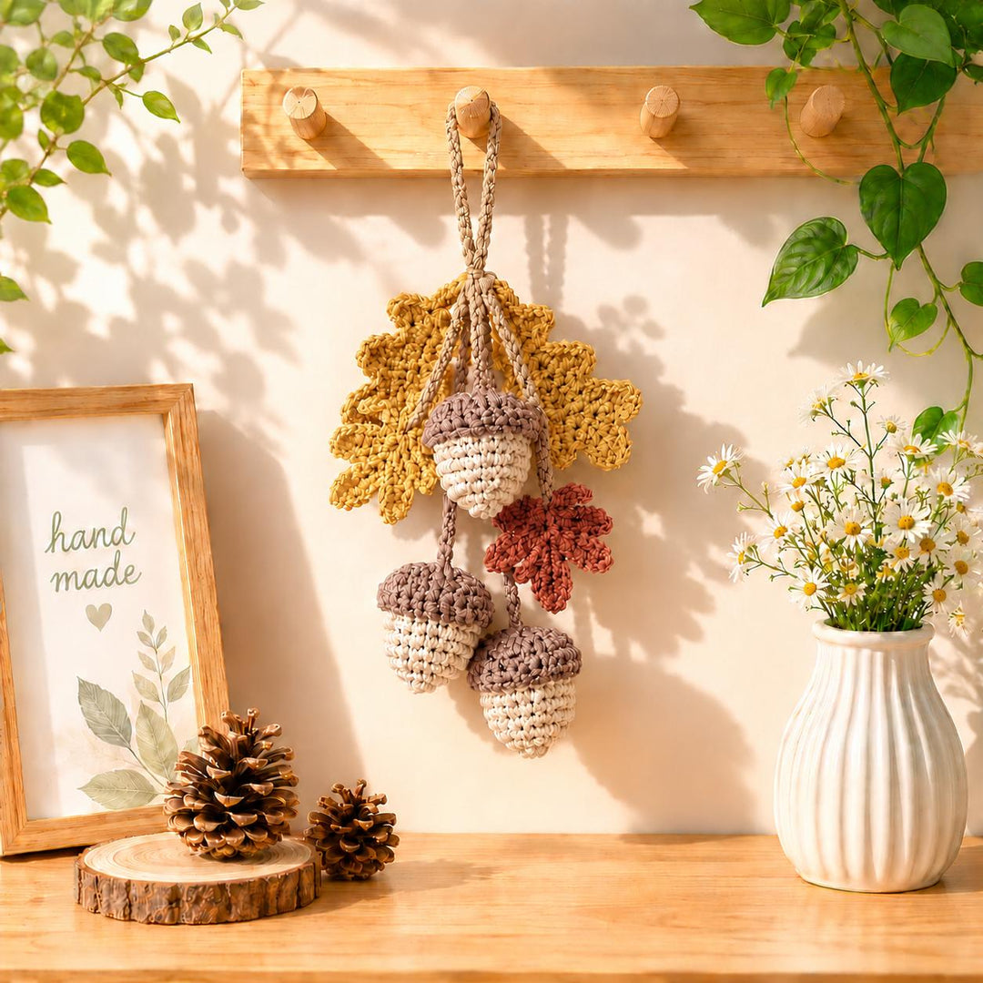 Acorn Autumn Leaves Crochet Pattern