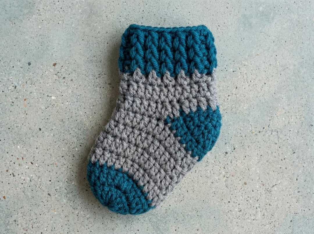 Easy Beginner Baby Socks Crochet Pattern