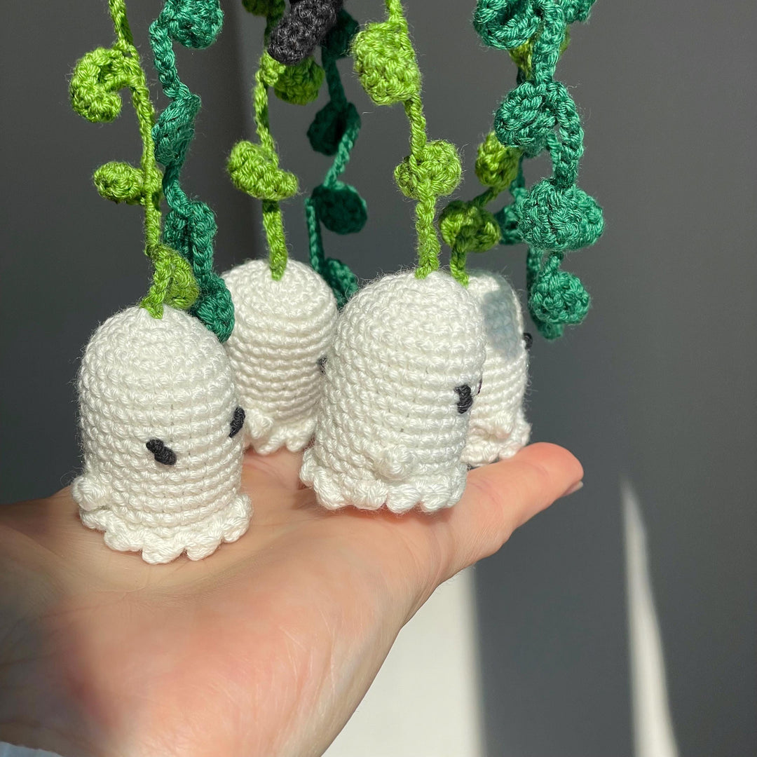4 in 1 Halloween Hanging Plants Crochet Pattern