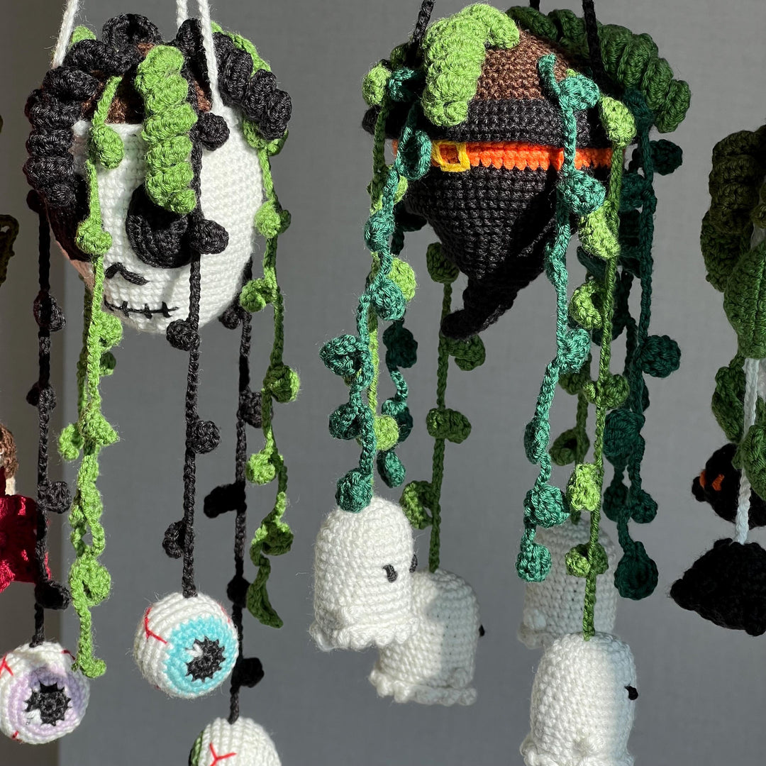4 in 1 Halloween Hanging Plants Crochet Pattern